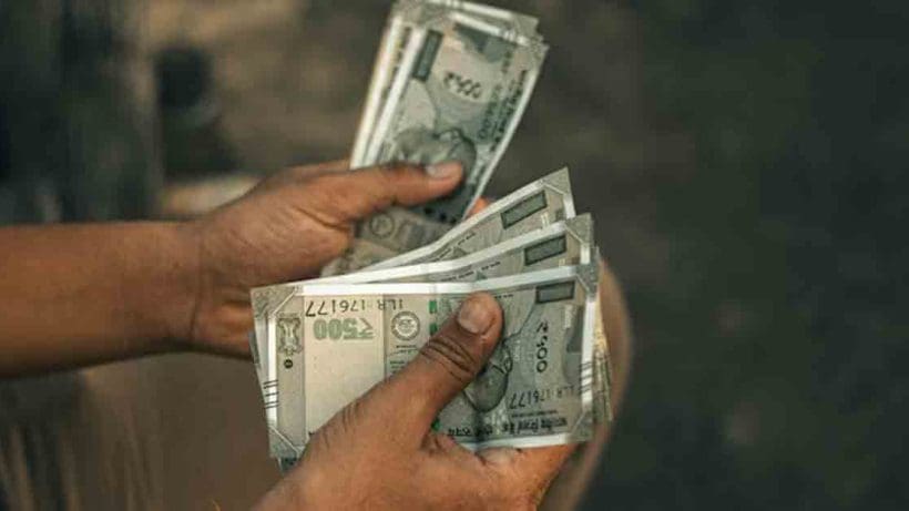Huge Haul of Defunct ₹500–₹1000 Notes Leads to Major Investigation