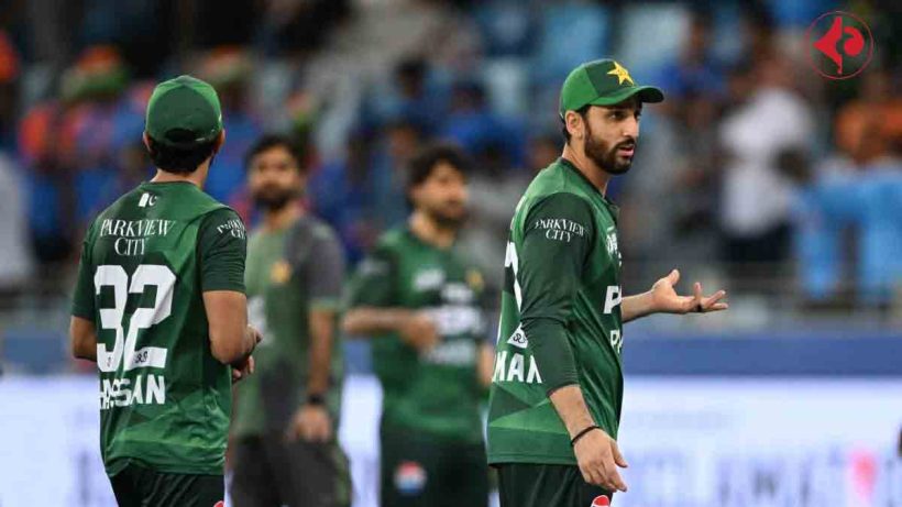 এশিয়া কাপে বিপর্যয়ের পর শাস্তির মুখে পাক অধিনায়ক! 2 pakistan-t20-captain-shadab-khan-after-asia-cup-2025-drama