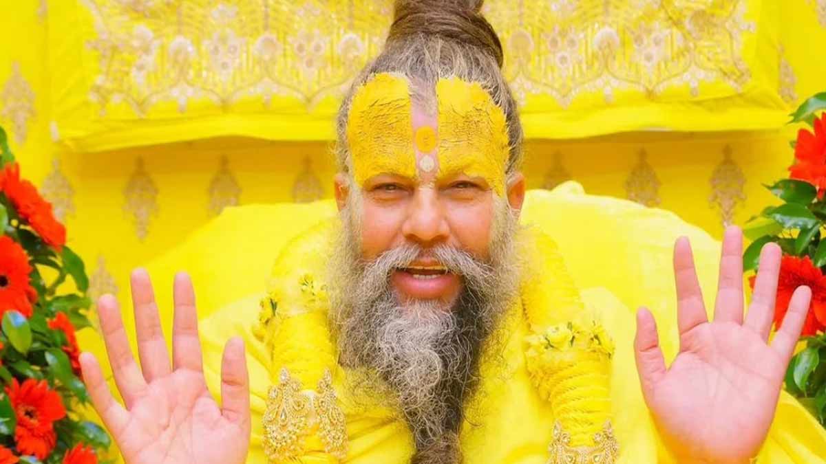 premanand-ji-maharaj-health-update-devotees-pray