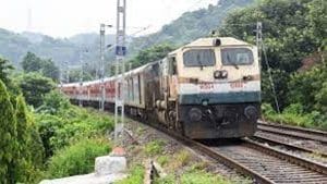 celebrate-diwali-and-chhath-with-ease-special-trains-from-howrah-sealdah-in-service
