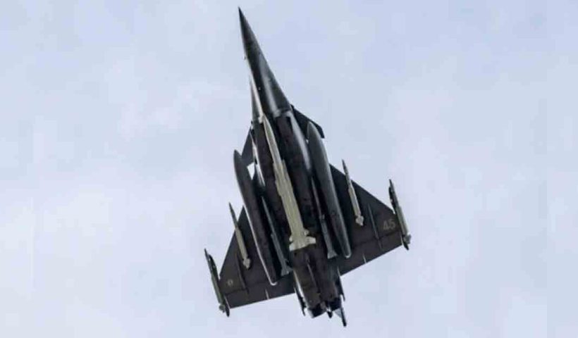 ASMPA-R Missile from Rafale-M Jet