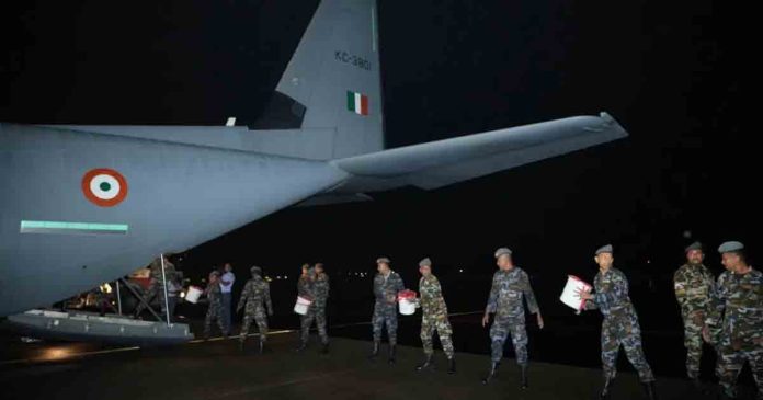 India sends aid to Sri Lanka