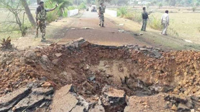 sukma-woman-constable-injured-ied-blast-gogunda-search-operation