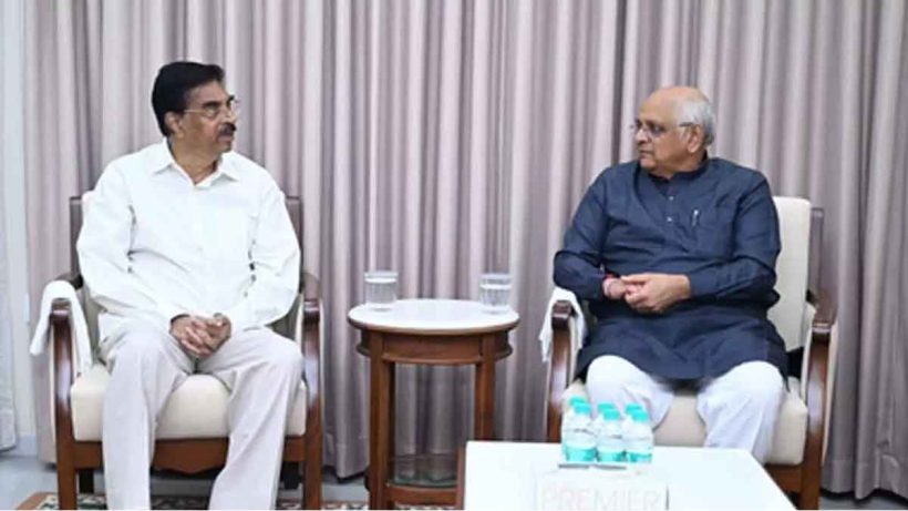 Odisha Governor pays courtesy visit to Gujarat CM Bhupendra Patel in Gandhinagar