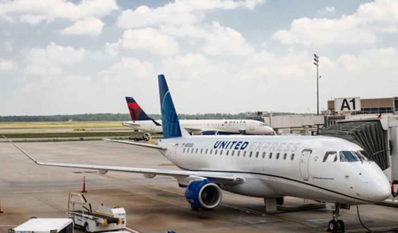 FAA issues ground stop at Reagan Washington National Airport due to bomb threat on United Airlines flight from Houston. Over 190 flights delayed; operations resume after passenger evacuation and checks on Nov 4, 2025.