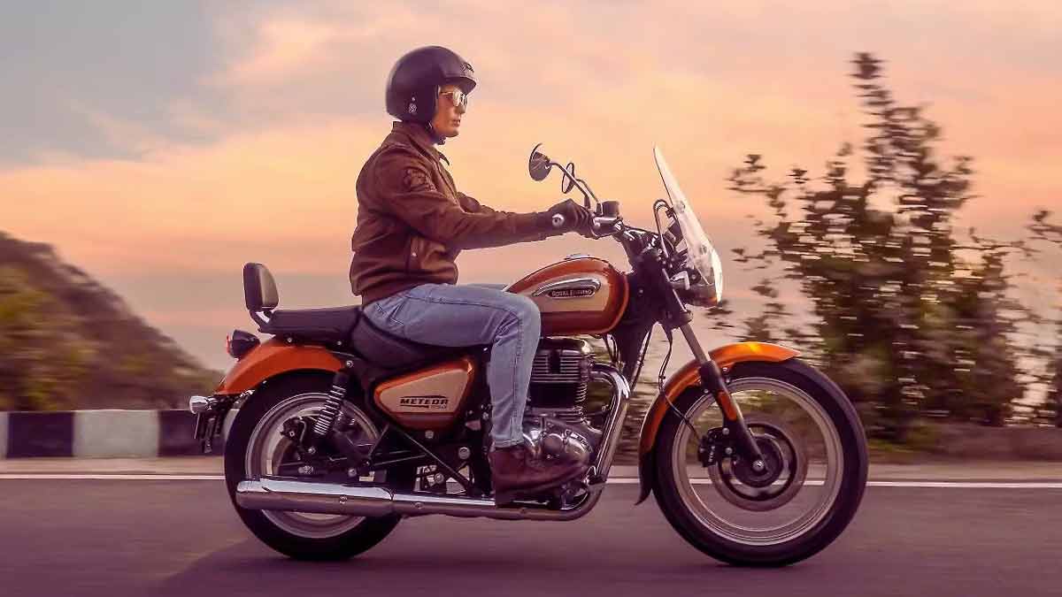 Royal Enfield Meteor 350 Sundowner Orange Launched