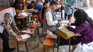 Election Commission Details Who Can Avail Home Hearing Benefit