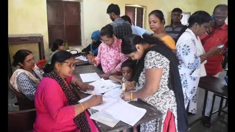BLO in Howrah Seriously Ill Due to Pressure from SIR