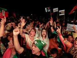 rawalpindi-violence-police-firing-on-imran-khan-supporters-adiala-jail