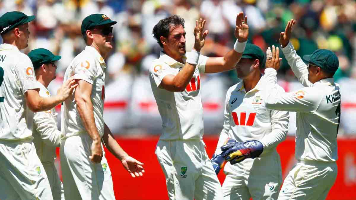 ashes-test-2025-first-day-19-wickets-mitchell-starc-ben-stokes-record