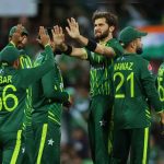 উইকেট ভাঙার দায়ে ICC শাস্তির কোপে তারকা পাক ক্রিকেটার