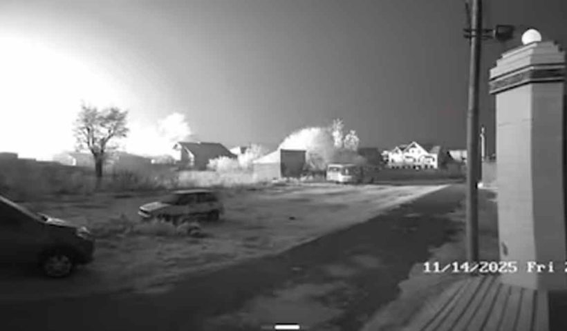 বিস্ফোরণে কেঁপে উঠল থানা, নিহত ৯, আহত ৩২