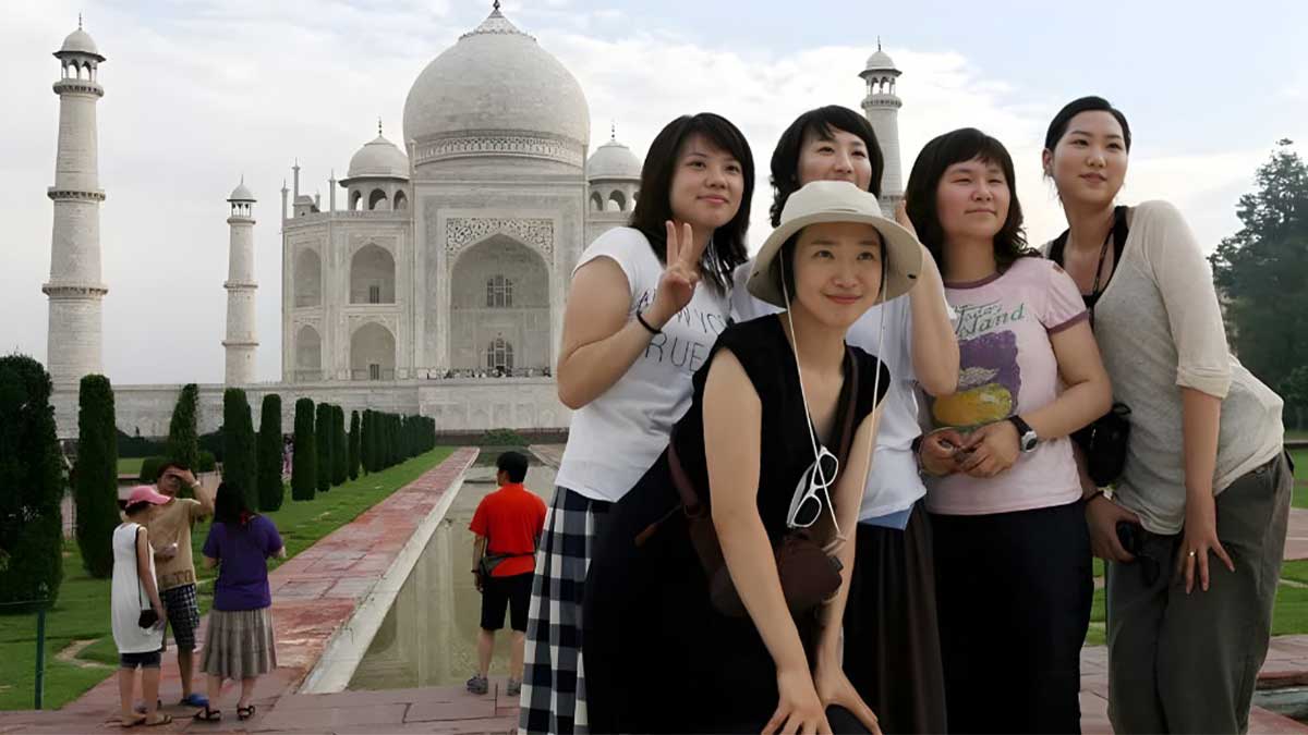 india-reopens-tourist-visas-for-chinese-citizens-after-five-years