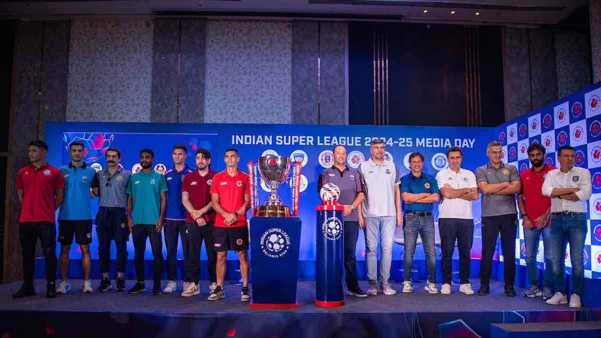 isl-controversy-indian-footballers-demand-league-start