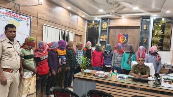 murshidabad-islampur-12-bangladeshi-nationals-detained-police-raid