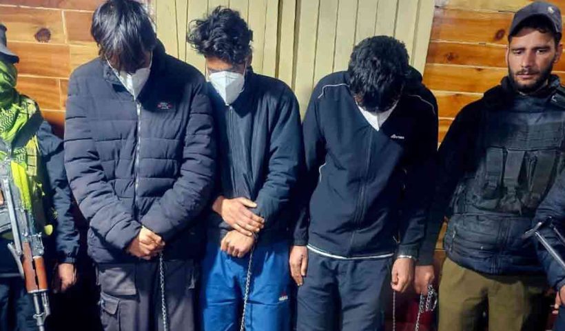 kokernag-youth-held-with-fake-weapons-intimidation-case-anantnag-police