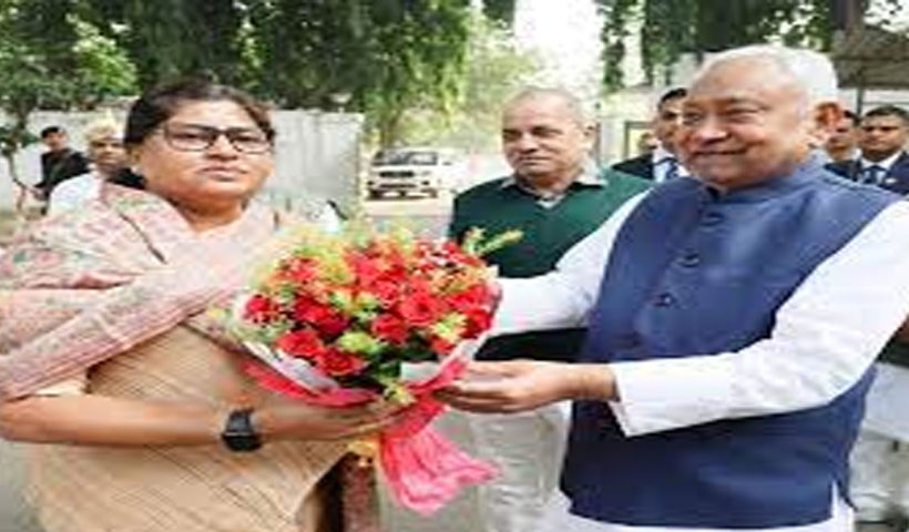 Leshi Singh, Nitish Kumar Minister, Makes History by Defeating Two Purnia MPs Simultaneously