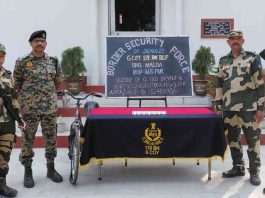 malda-bsf-seizes-gold-hidden-in-bicycle-tyre