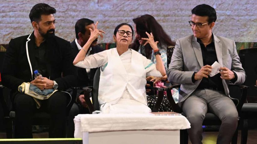 mamata-banerjee-mrinal-sen-name-controversy-kolkata-film-festival