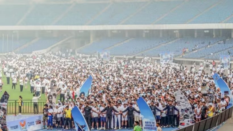 বায়ুদূষণে প্রথম, তার মধ্যেই ম্যারাথন! বিষাক্ত বাতাসে দৌড়াল দিল্লি 2 বায়ুদূষণে প্রথম, তার মধ্যেই ম্যারাথন! বিষাক্ত বাতাসে দৌড়াল দিল্লি