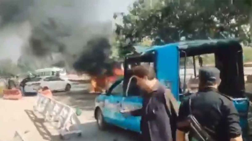 পাকিস্তান আদালতে আত্মঘাতী বিস্ফোরণ, মৃত ৯, আহত ২১