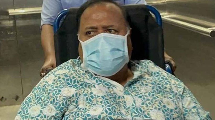 তিন বছর পর জেল মুক্তি, চোখে জল পার্থের, স্লোগান তুলল অনুগামীরা 2 Partha Chatterjee Return Home