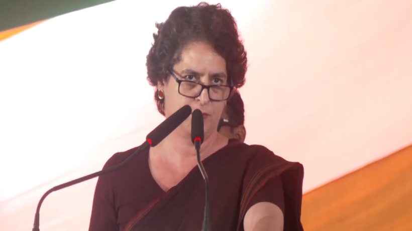 বেগুসরাইয়ের জনসভা থেকে NDA-কে তুলোধোনা প্রিয়াঙ্কার!