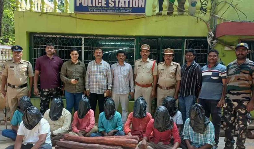 tirupati-red-sanders-smuggling-operation-9-arrested