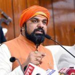 অ্যান্টি রোমিও-বুলডোজারে রাজ্য কাঁপাবেন স্বরাষ্ট্রমন্ত্রী