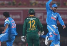 india-vs-south-africa-ranchi-odi-kuldeep-harshit-win