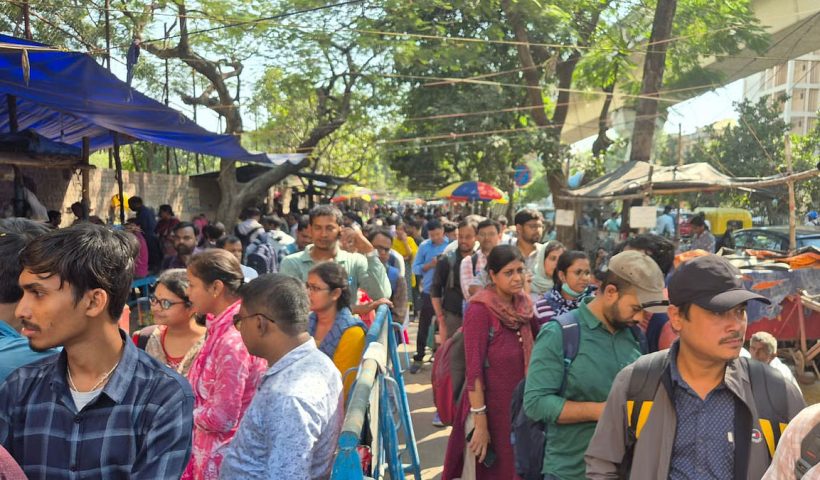 protest-march-by-qualified-teachers-in-salt-lake-after-being-excluded-from-interviews