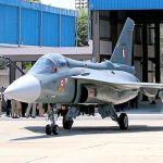 ঘুম উড়ল চিন-পাকিস্তানের! তেজস যুদ্ধবিমানের জন্য ১১৩ ইঞ্জিন কিনছে ভারত