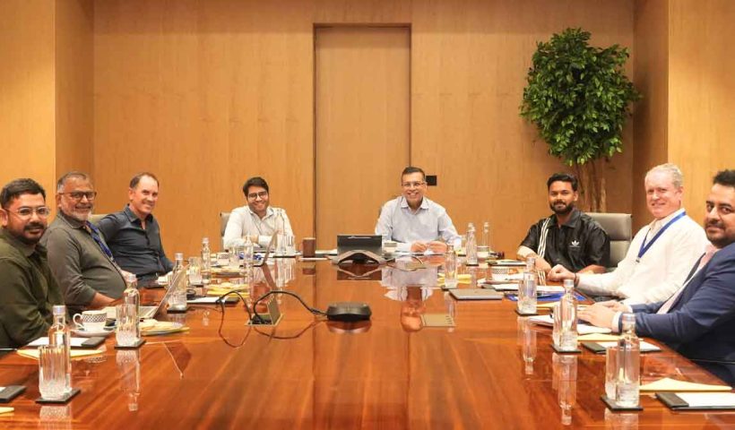 tom-moody-joins-lucknow-super-giants-retention-meeting-strategy