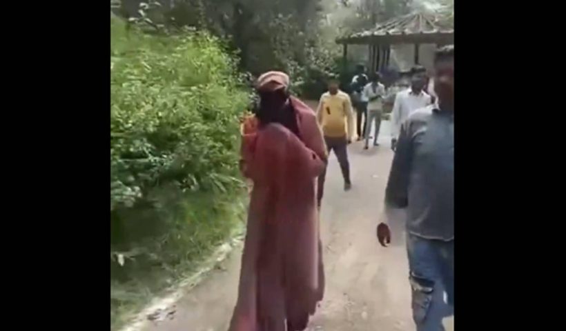 yogi-rajye-hijaber-chhadmeshe-shleelotahani-faizan-parke-hindu-meyeder-phande