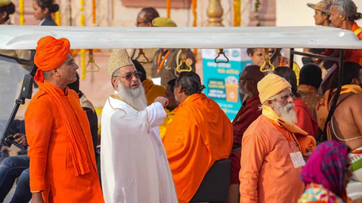 imam-ilyasi-supports-yogi-on-infiltrators-decision