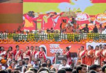 পরিত্যক্ত মার্ক্স-মাও! গীতাপাঠে আপ্লুত তথাগত tathagata-roy-gita-marx-mao-controversy-brigade-event