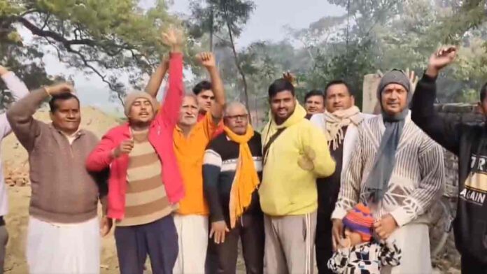 abdul-donates-land-for-ramleela-stage-up-village