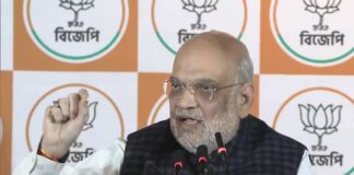 amit-shah-avoids-babri-masjid-issue-west-bengal