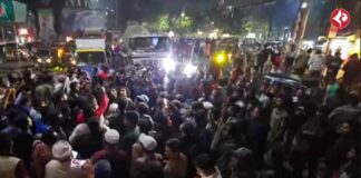 bangladesh-unrest-fire-attack-on-leading-media-offices-dhaka