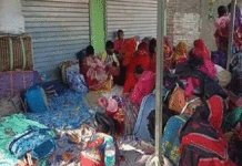 হিন্দু নির্যাতন! বাংলাদেশি নাগরিকদের জন্য হোটেলের দরজা বন্ধ করল মালদহের ব্যবসয়ীরা Malda hotels ban Bangladeshi citi