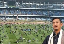 যুবভারতীতে মেসি-কাণ্ডে ‘বিস্ফোরক’ ভাইচুং, নিশানায় কে? bhaichung-bhutia-open-up-lionel-messi-yuva-bharati-stadium-football-controversy