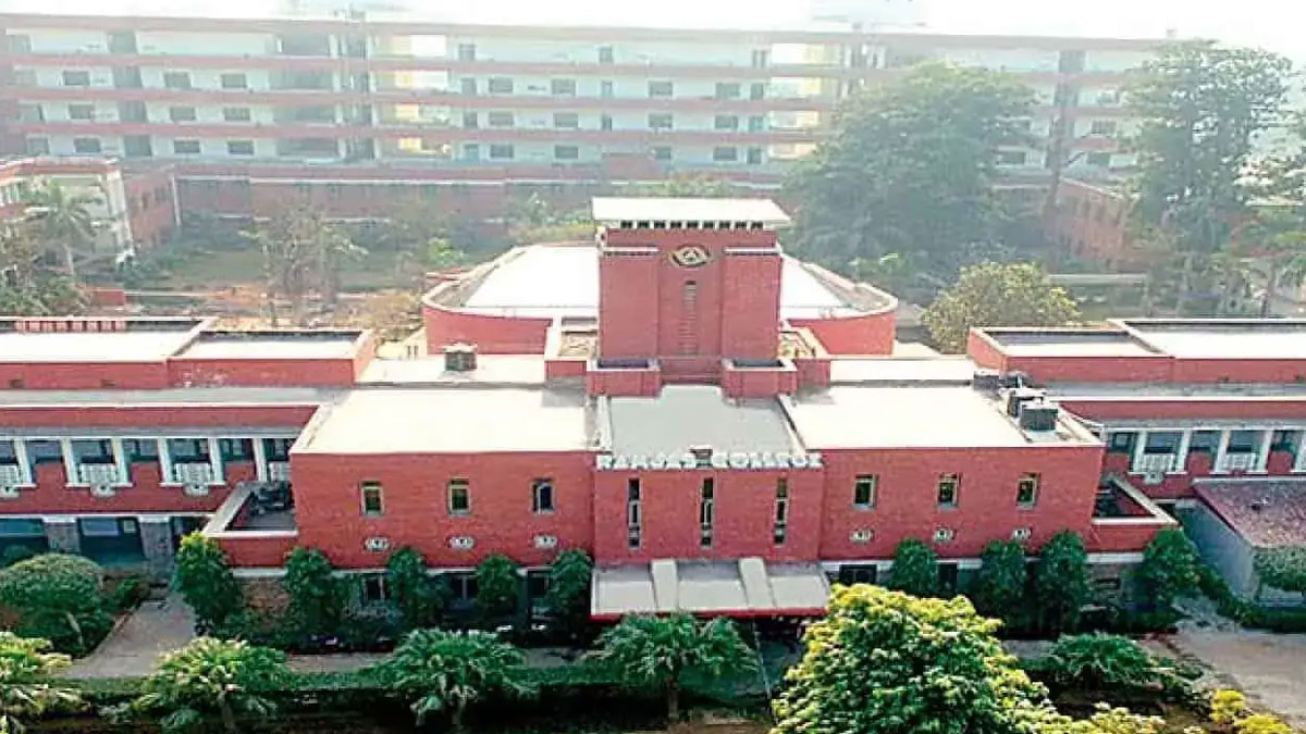 Delhi University Bomb Threat