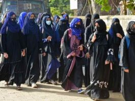 vivek-junior-college-dress-code-ban-protest