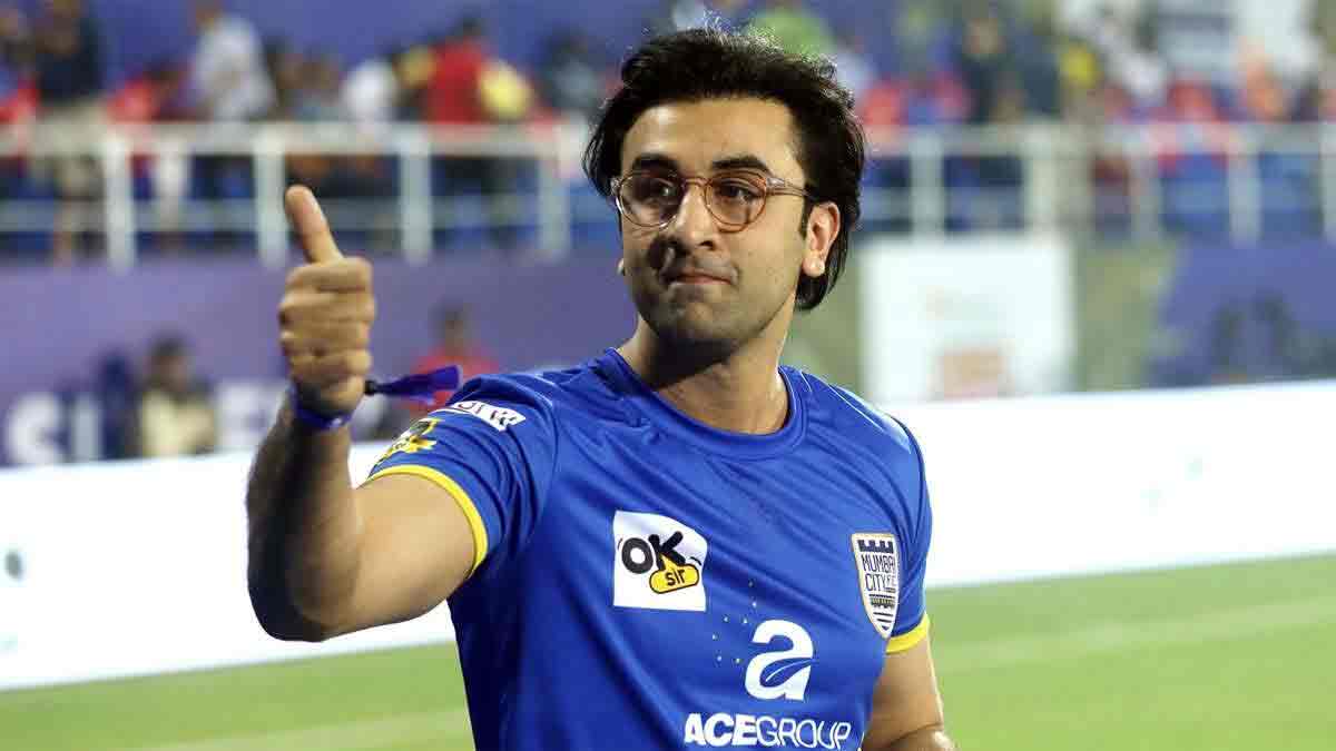 city-football-group-exits-mumbai-city-fc-shares-return-to-ranbir-kapoor