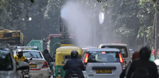 UP MLA Car Stopped at Delhi-Noida Border as GRAP 4 Pollution Norms Take Effect