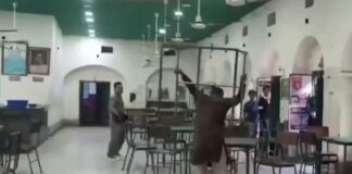 madhur-canteen-vandalism-dhaka-university