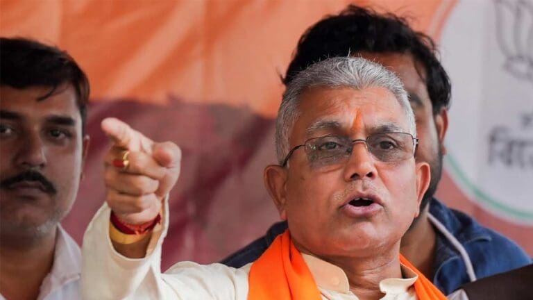 dilip-ghosh-messi-kolkata-yuva-bharati-incident