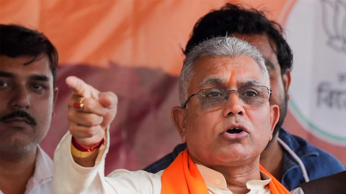 মেসি কাণ্ডে বিস্ফোরক দিলীপ ঘোষ dilip-ghosh-messi-kolkata-yuva-bharati-incident