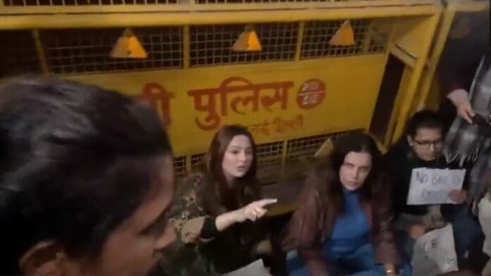 dilli unnao-rape-case-protest-delhi-yogita-bhayana