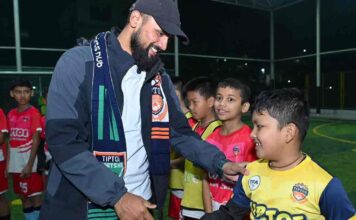 east-bengal-women-saff-champions-anthony-andrews-pashupatinath-temple